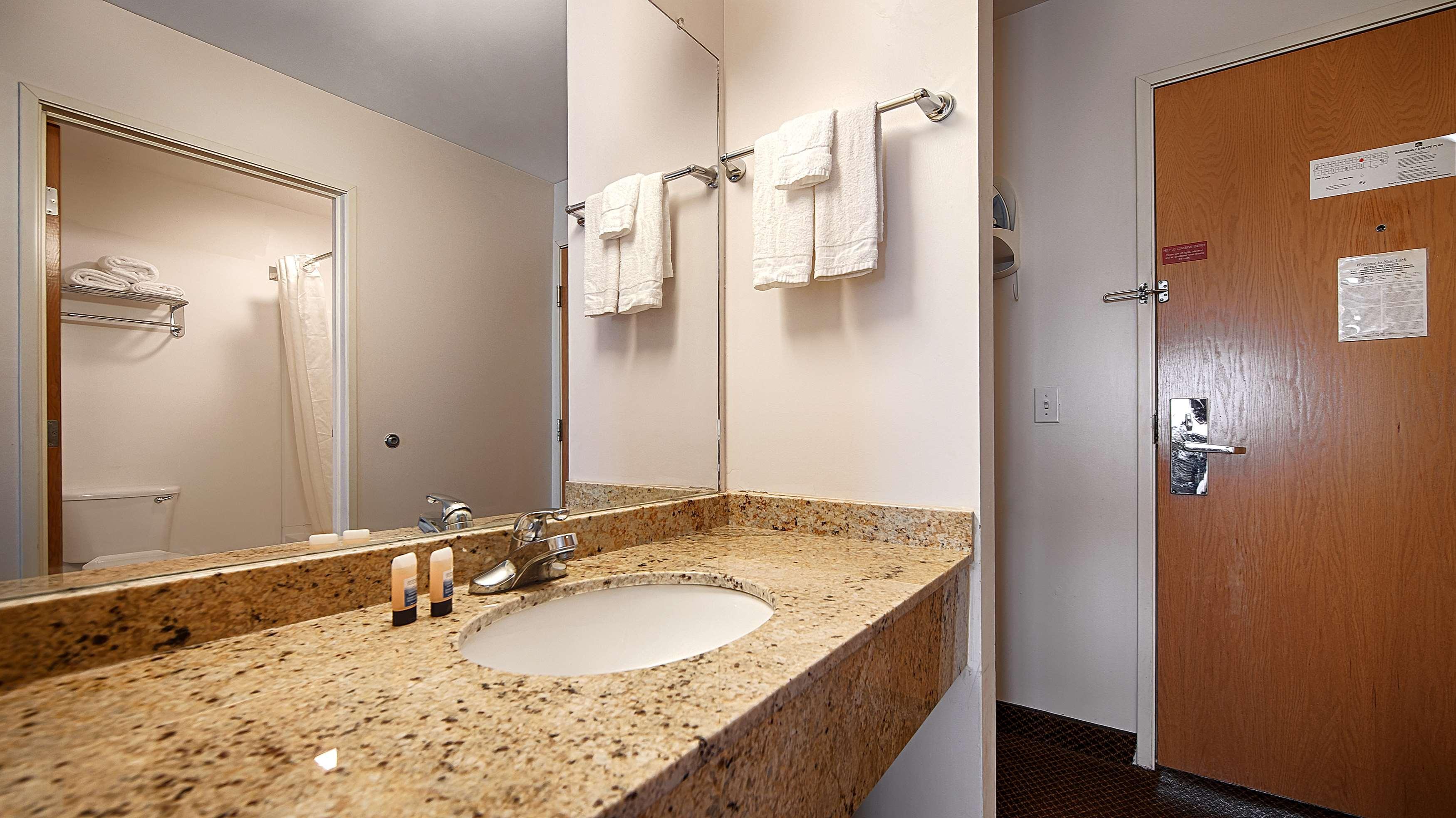 Best Western New Baltimore Inn West Coxsackie Екстериор снимка